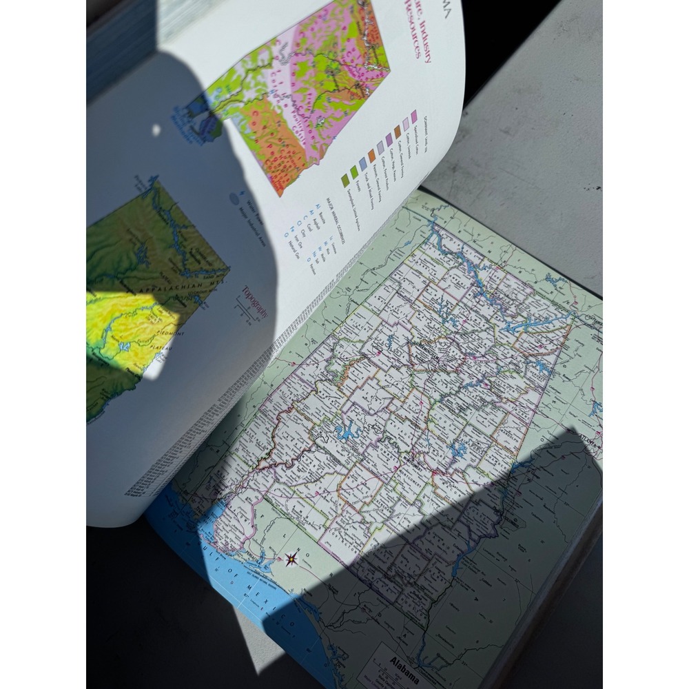 Hammond Global World Atlas Hardcover Vintage Reference Map Book